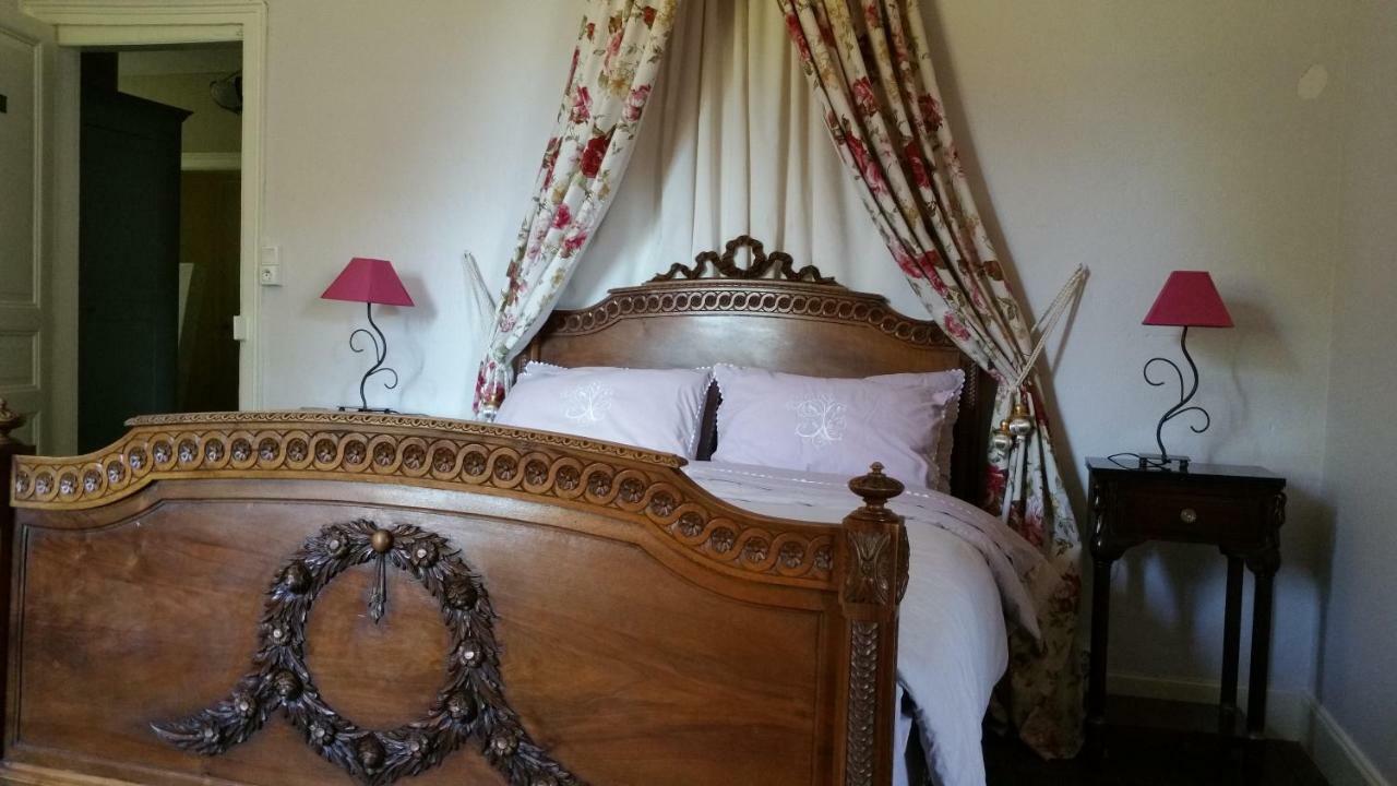 Chateau De Bellefond Lagrauliere Room photo