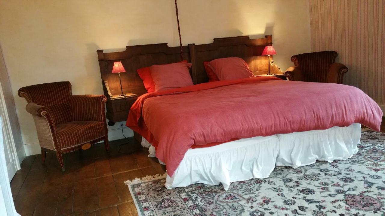 Chateau De Bellefond Lagrauliere Room photo