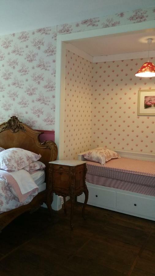 Chateau De Bellefond Lagrauliere Room photo